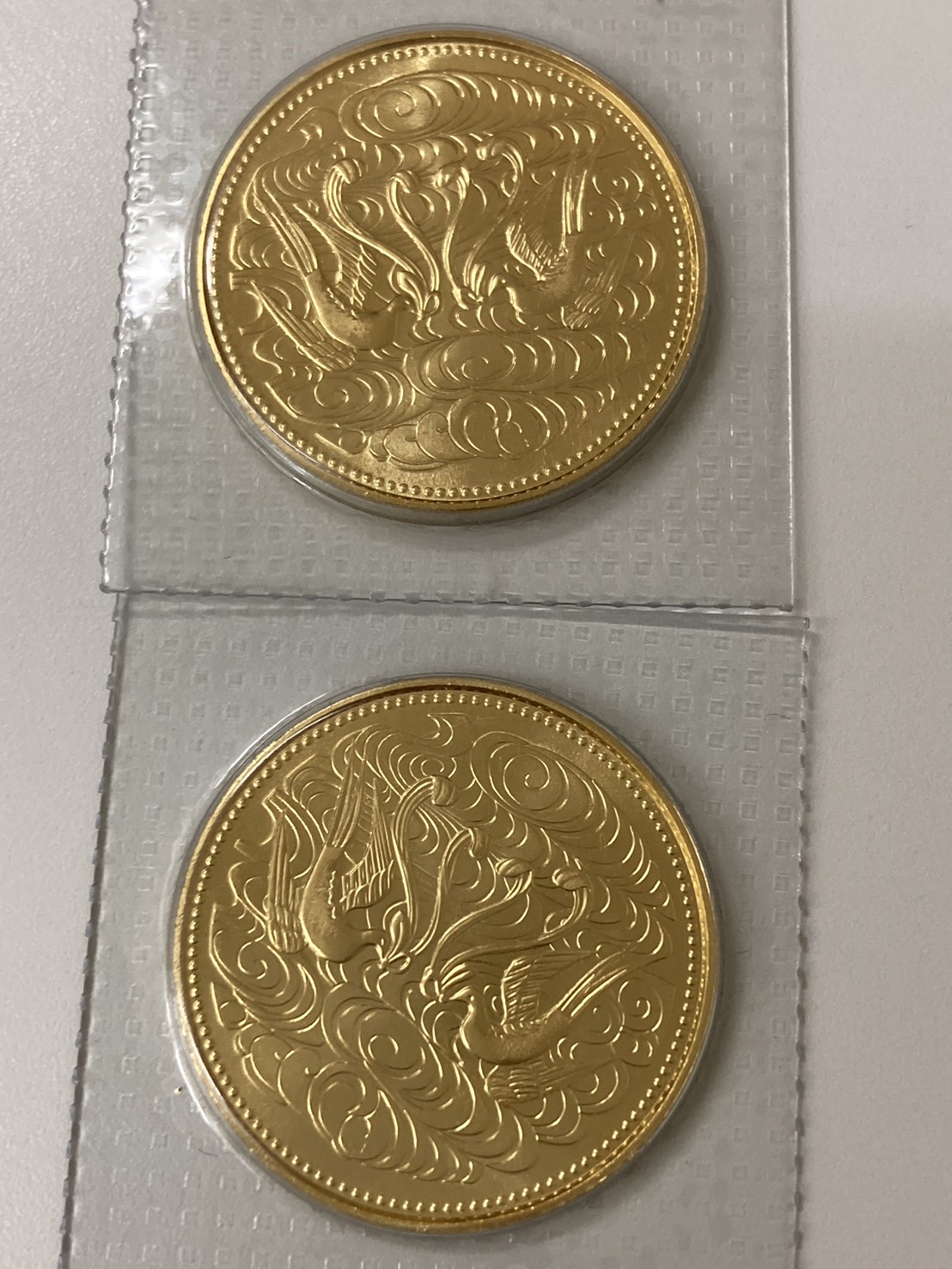 天皇陛下御在位60年記念 10万円金貨