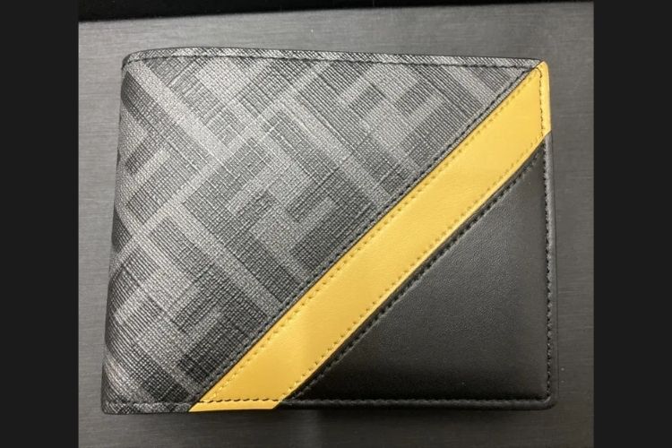 フェンディ 財布