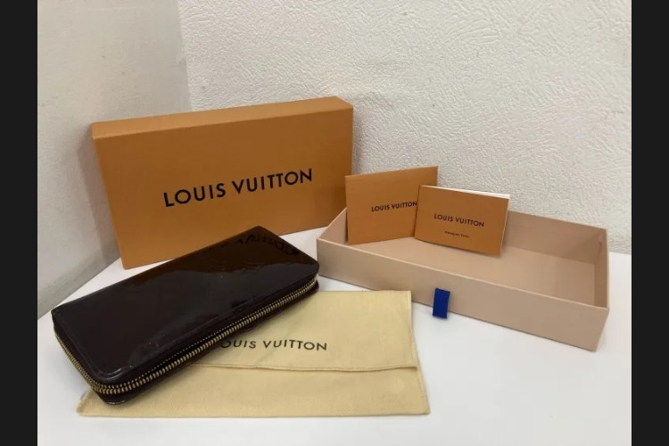ルイ・ヴィトン 財布 ヴェルニ ジッピーウォレット
