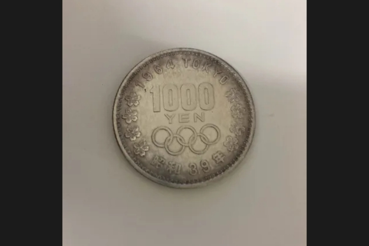 1000円銀貨