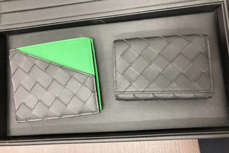 ボッテガヴェネタ 財布＆キーケース