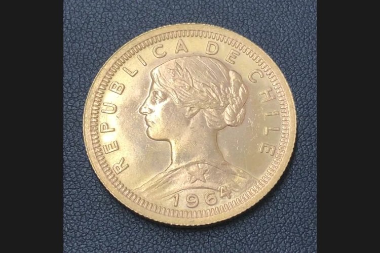 チリ 100ペソ金貨