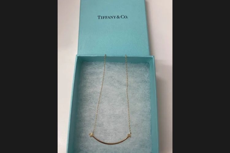 ティファニー Tスマイル ペンダント スモール