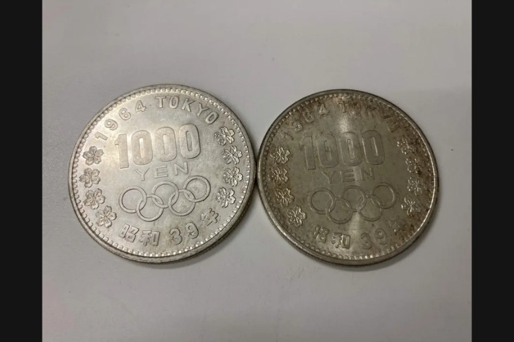 1000円銀貨 2枚